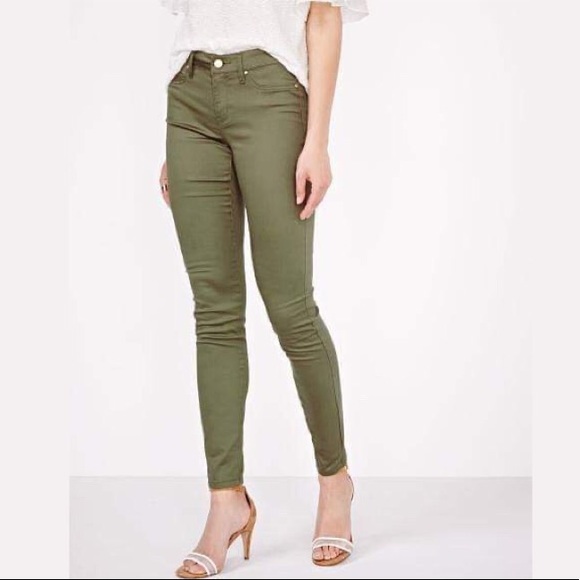 RW&CO Pants - RW&CO olive green skinny pants
